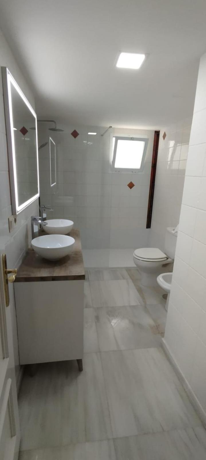 Noria 2, Pied Dans Le Sable, Magnifique Vue Mer, Piscine, Garage, Climatisation San Luis de Sabinillas Luaran gambar